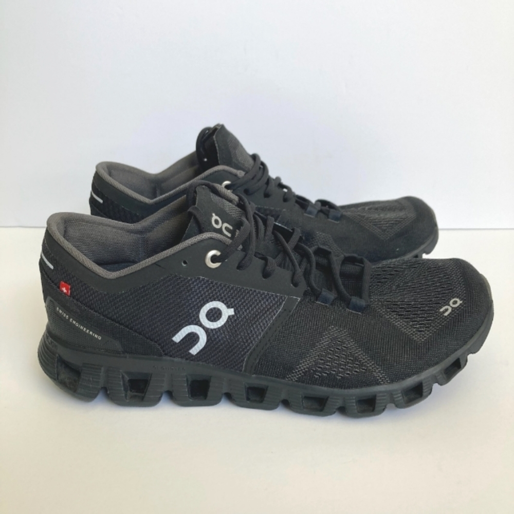 On cloud x women's athletic running shoes